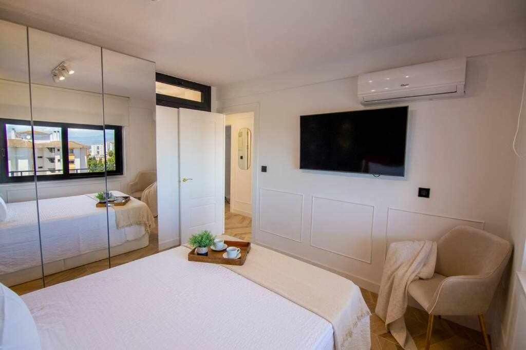 베날마데나코스타 Panoramic Boutique Con Preciosas Vistas 아파트 외부 사진